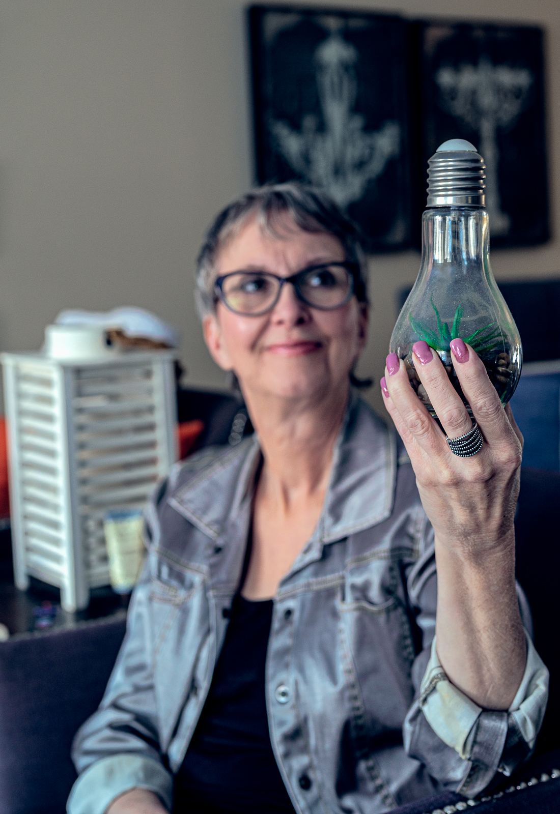 A personal branding portrait of entrepreneur Sue Pitchforth, by Seb Duper.